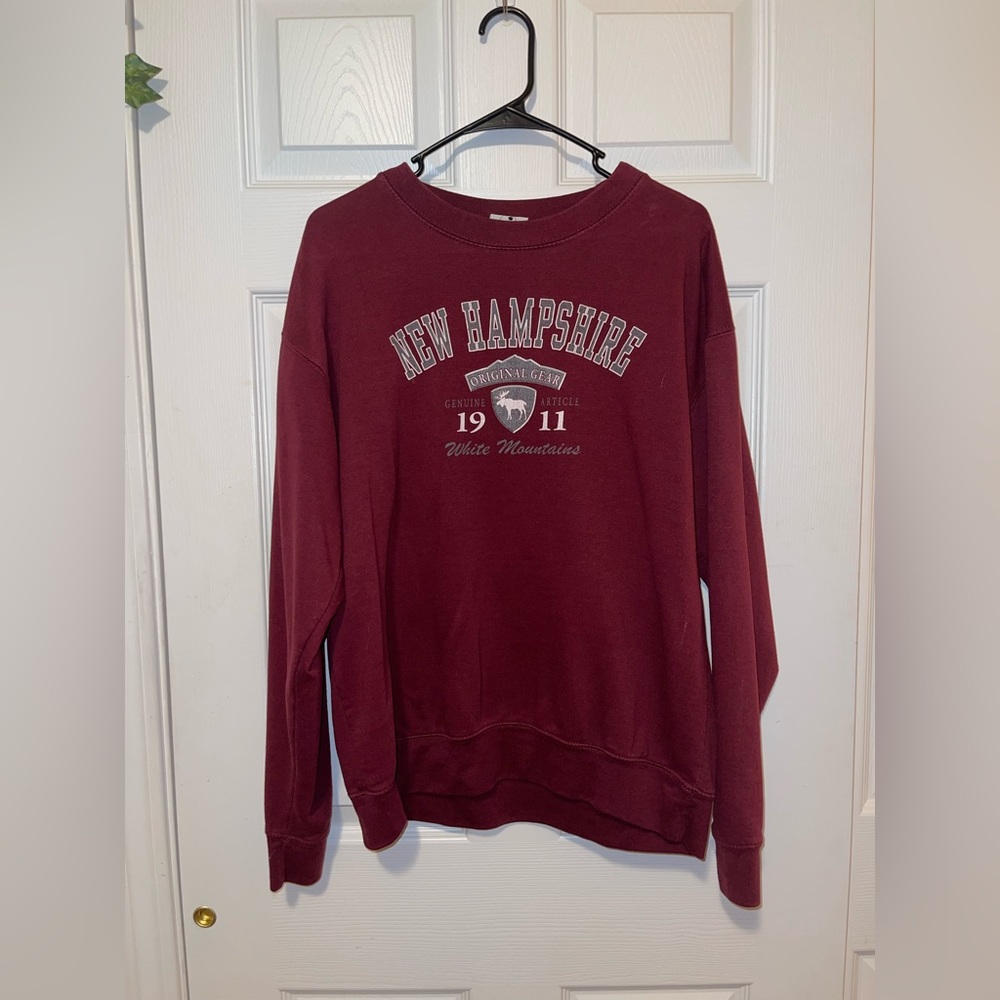 Maroon New Hampshire Crew neck sweatshirt